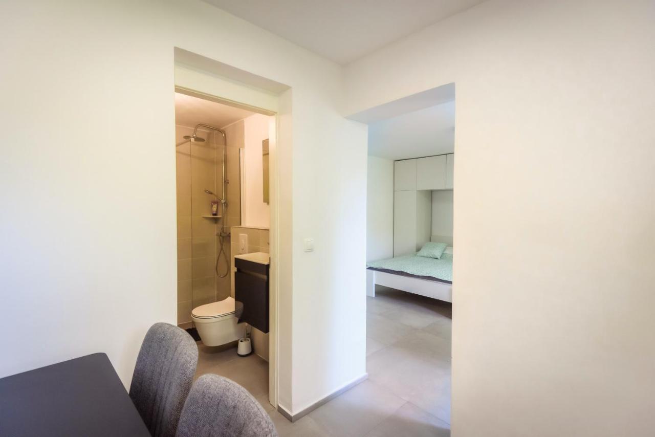 شقة Duboka  في Family House Grey المظهر الخارجي الصورة